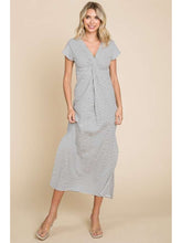 Front view Striped Twisted Midi Dress – Voguelle