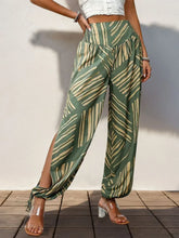 Front view of Perfee high waist printed pants – Voguelle