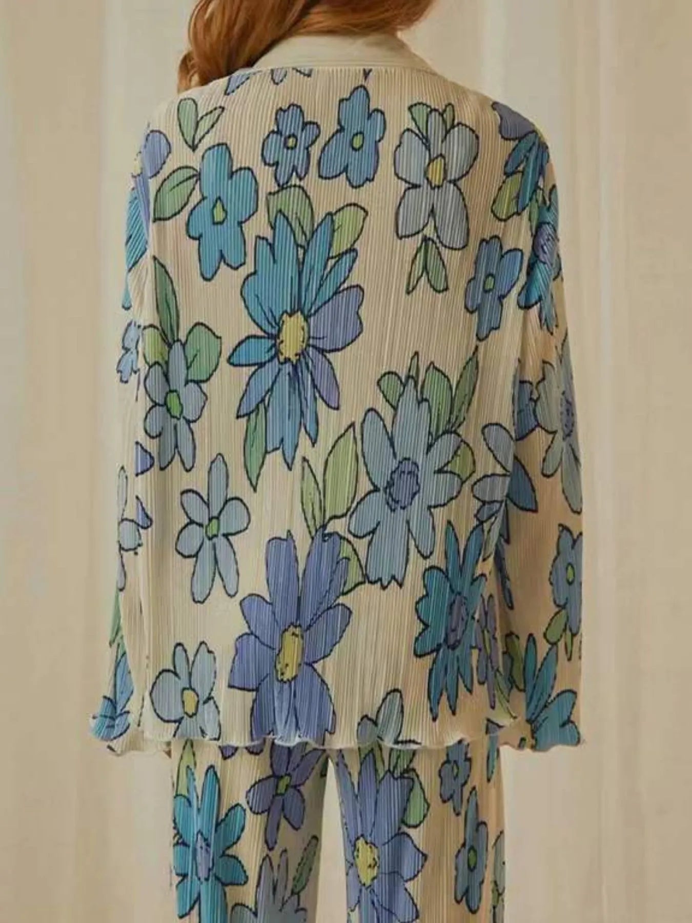 Back view of Light Blue shirt and pants set with heels – Voguelle