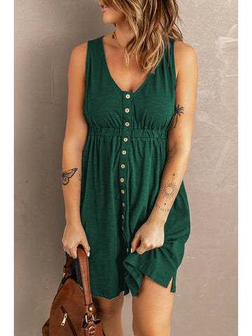 Jewelry close-up with sleeveless black casual mini dress – Voguelle