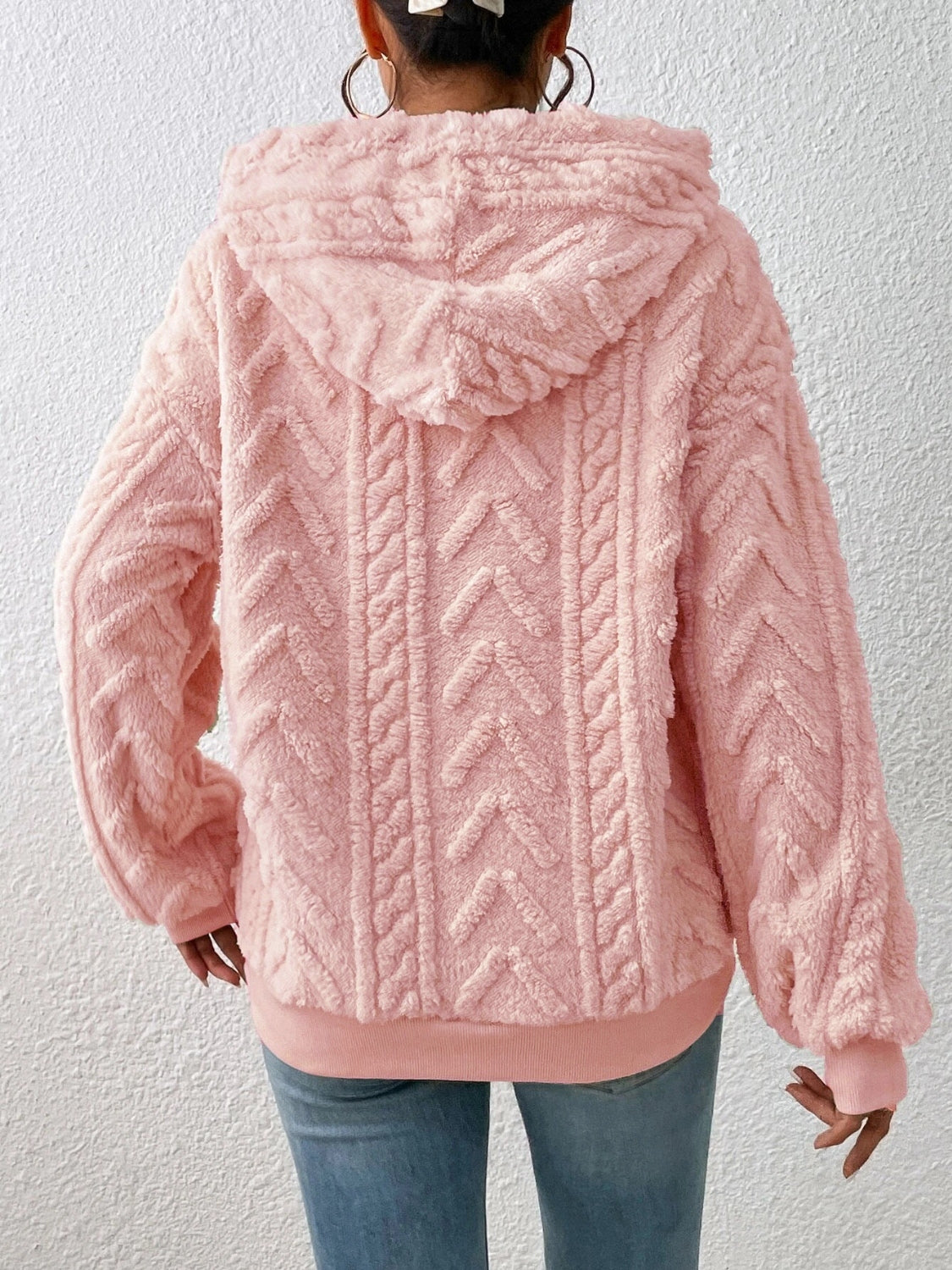 Lifestyle shot of beige fleece hoodie casual outfit – Voguelle