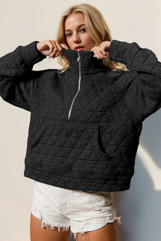 Side view quilted half zip sweatshirt with kangaroo pocket – Voguelle