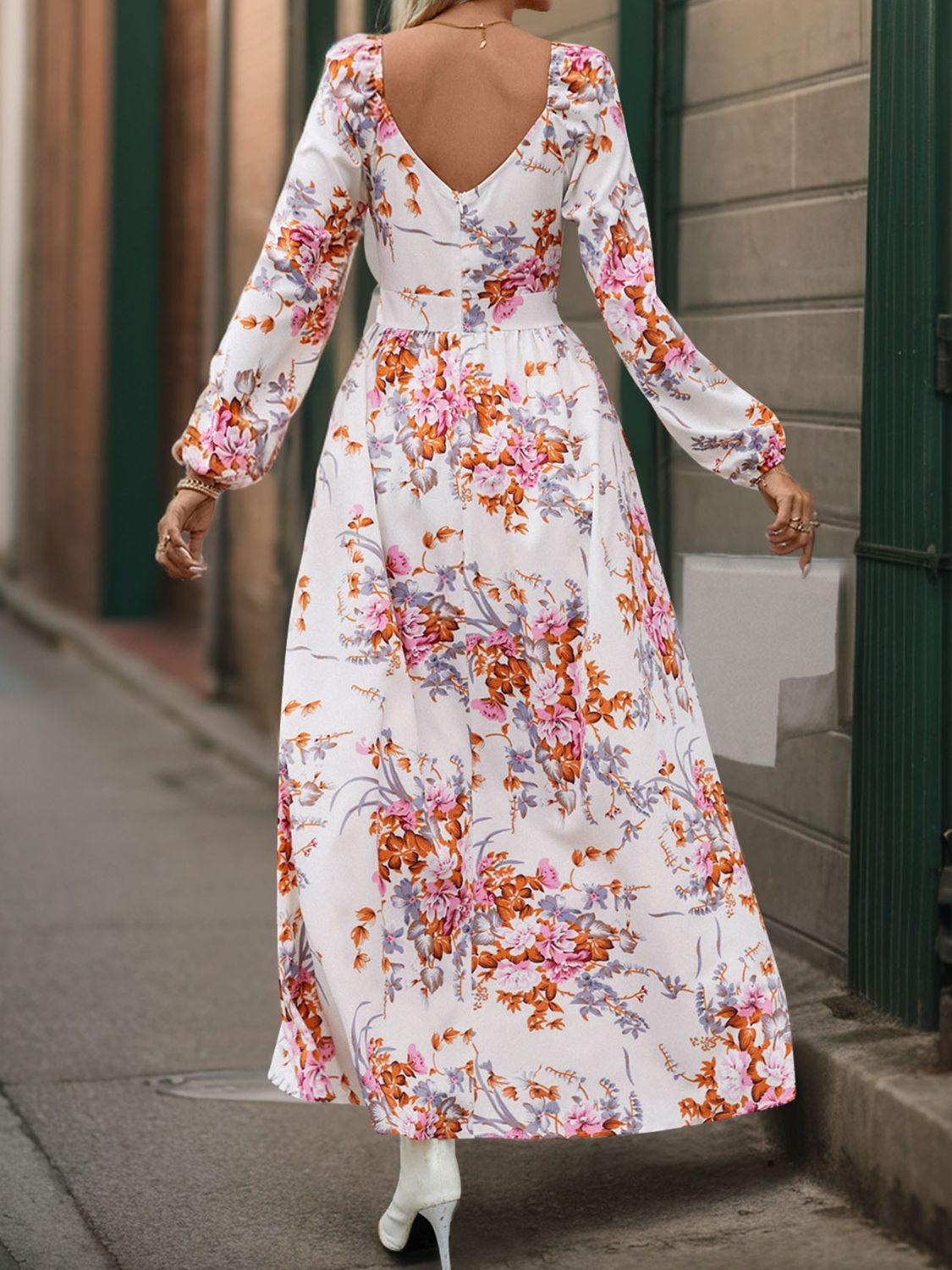 Elegant black floral maxi dress with side slit – Voguelle