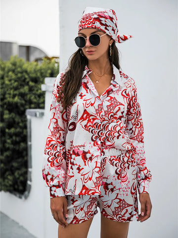 Side angle of red Printed Two-Piece Outfit with hat – Voguelle