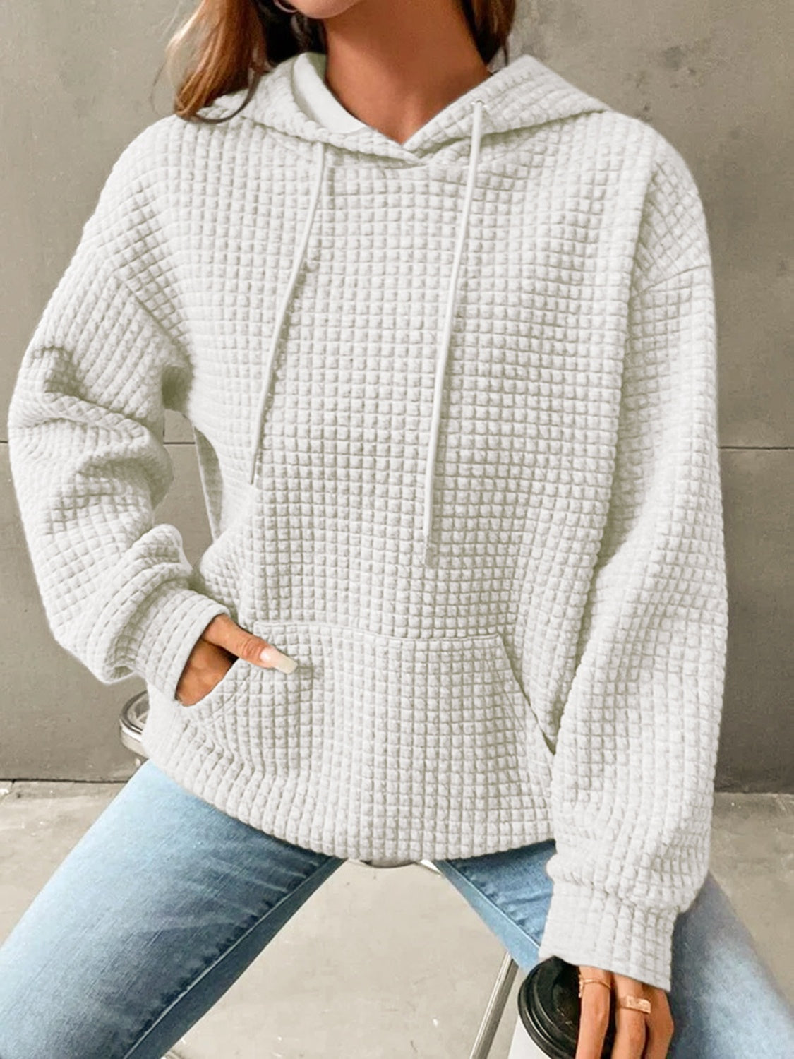 Beige hoodie styled with minimal accessories – Voguelle