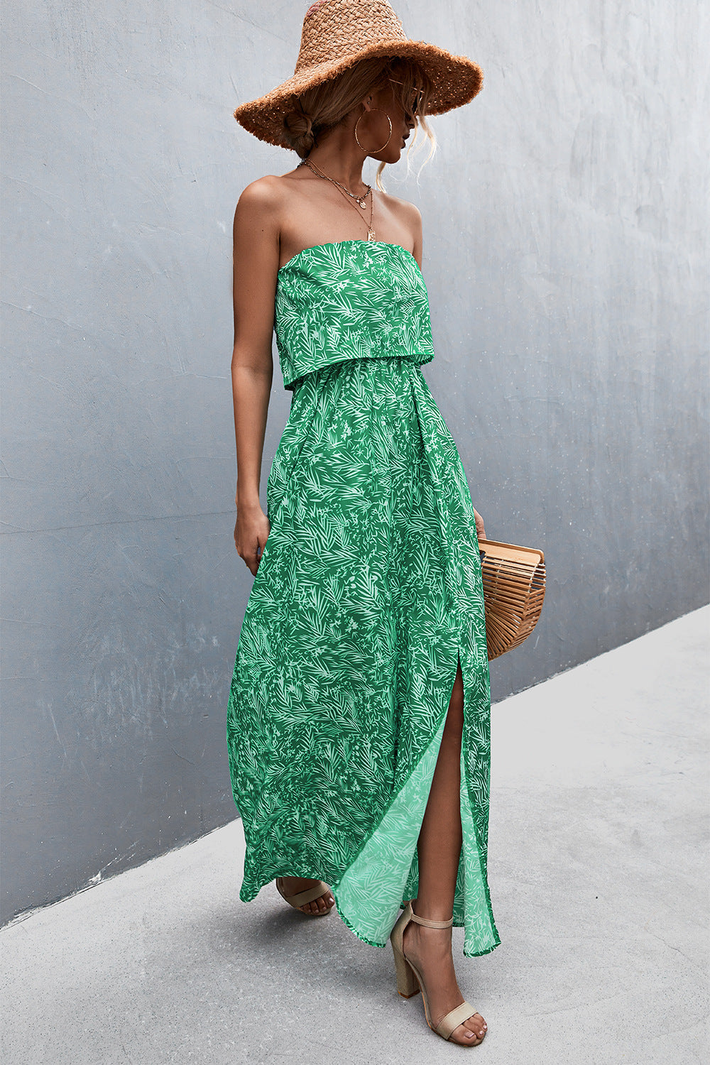 Strapless maxi dress with sandals – Voguelle