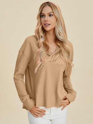 Womens casual pink hooded top outfit idea – Voguelle