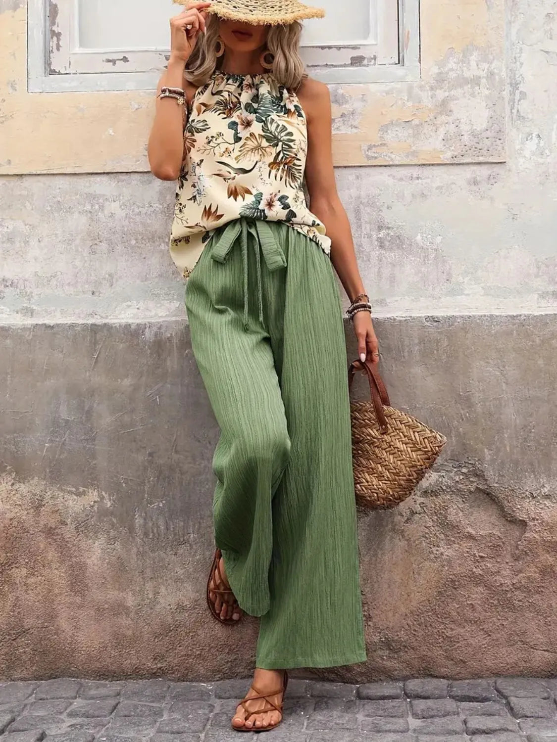 Side pose printed blouse with green wide leg trousers – Voguelle