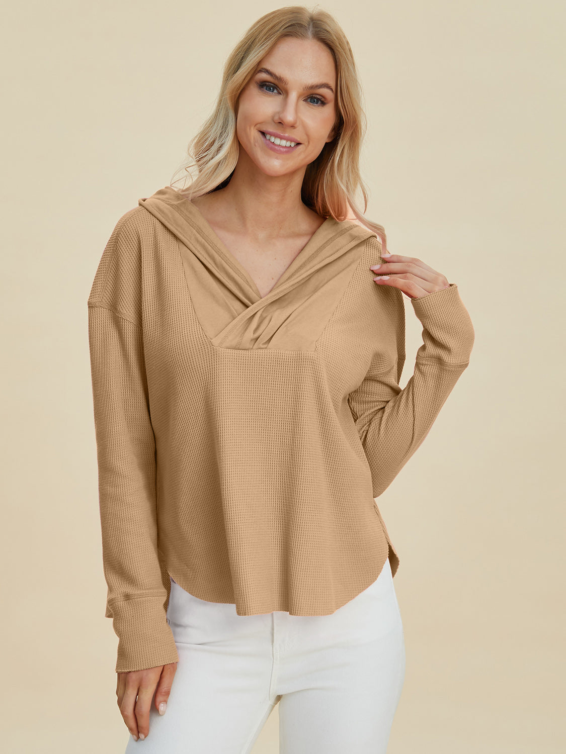 Side front view of pink long sleeve hoodie – Voguelle