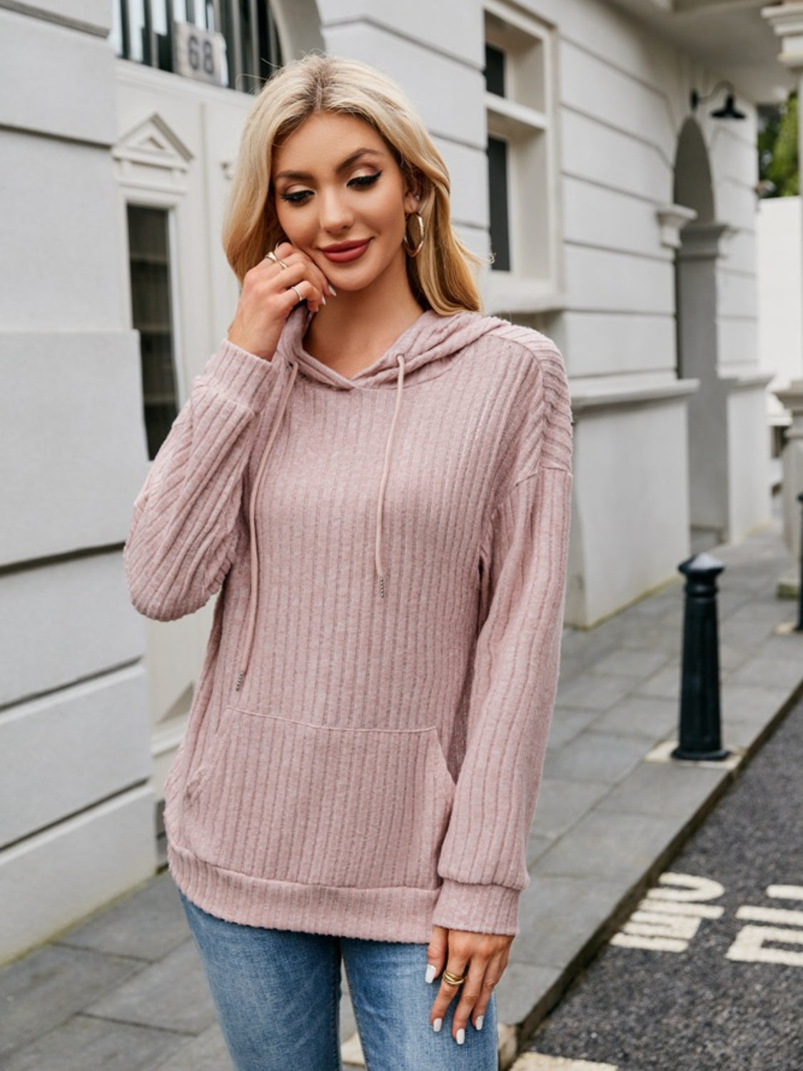 Long sleeve ribbed drawstring hoodie in beige for women – Voguelle