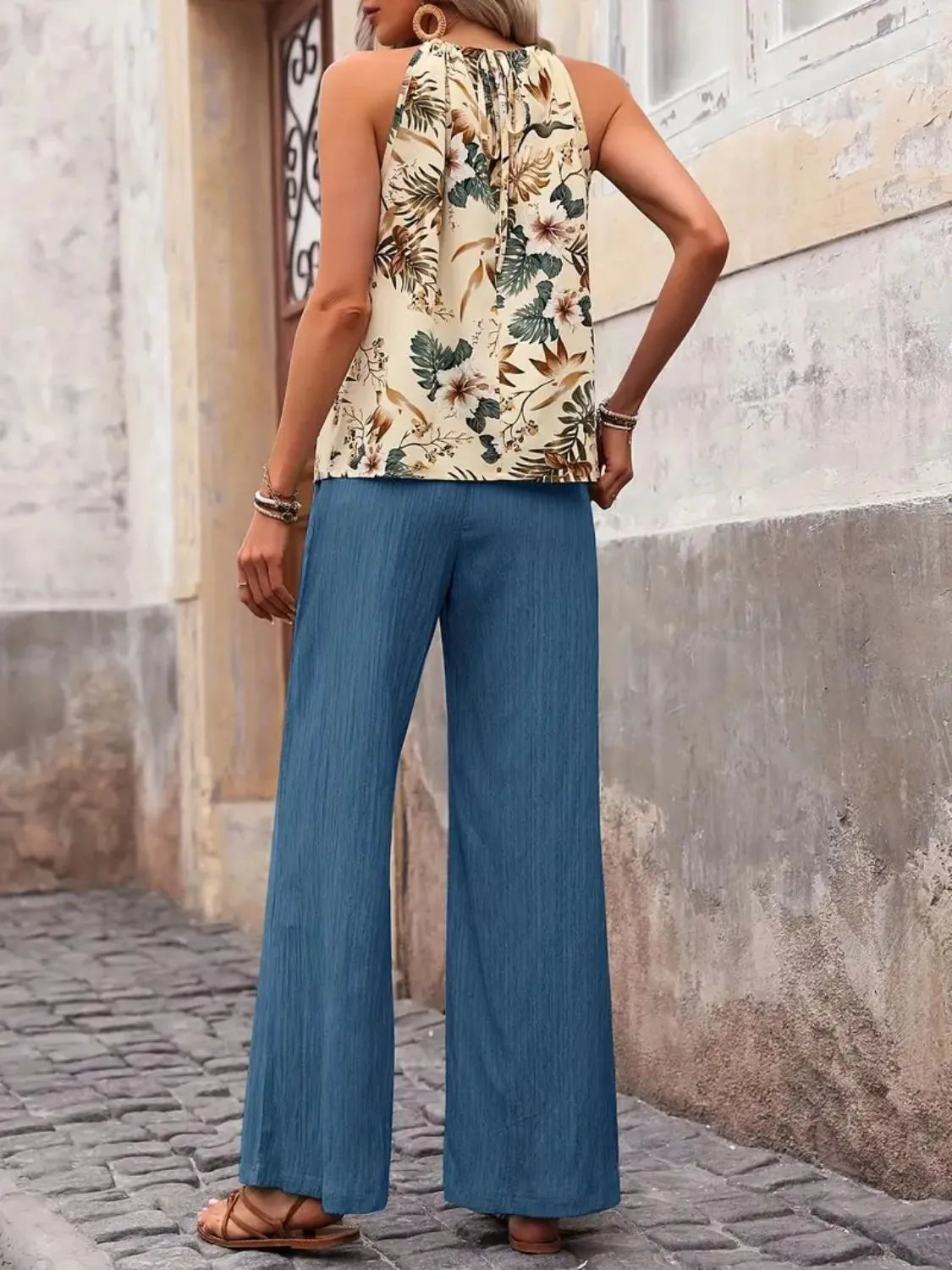 Comfortable summer pants outfit with sleeveless print top – Voguelle