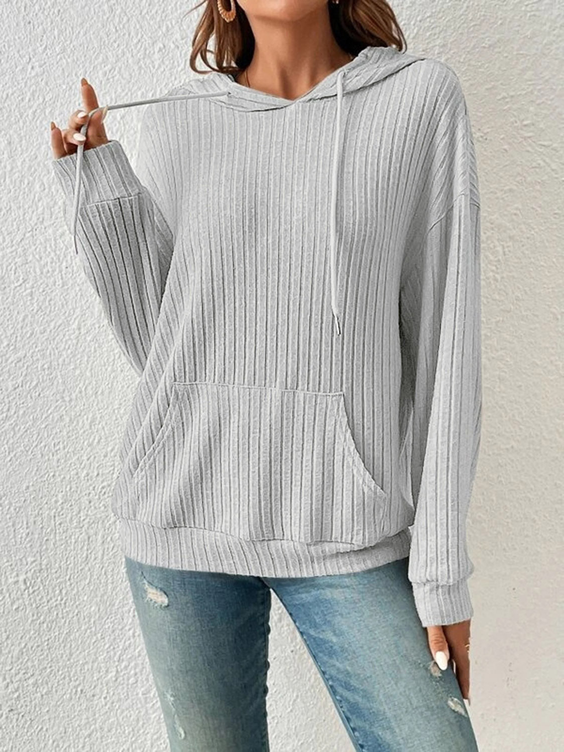 Sage ribbed hoodie outfit paired with distressed denim – Voguelle