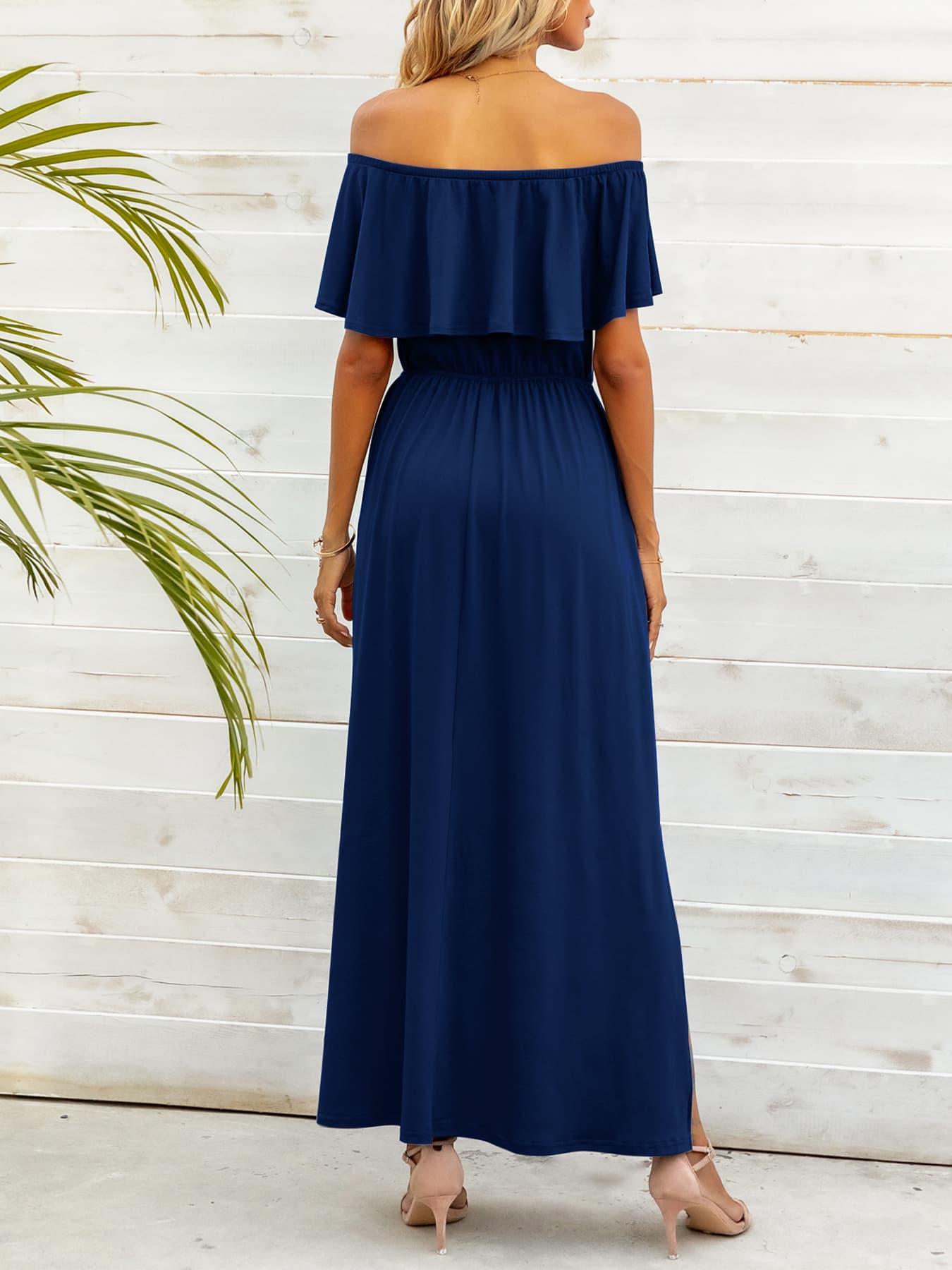 Detail of ruffle neckline on off-shoulder slit maxi dress – Voguelle