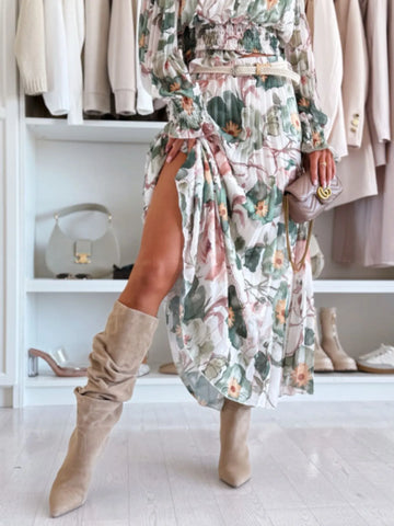 Side pose of floral off-shoulder skirt set with thigh-high slit – Voguelle