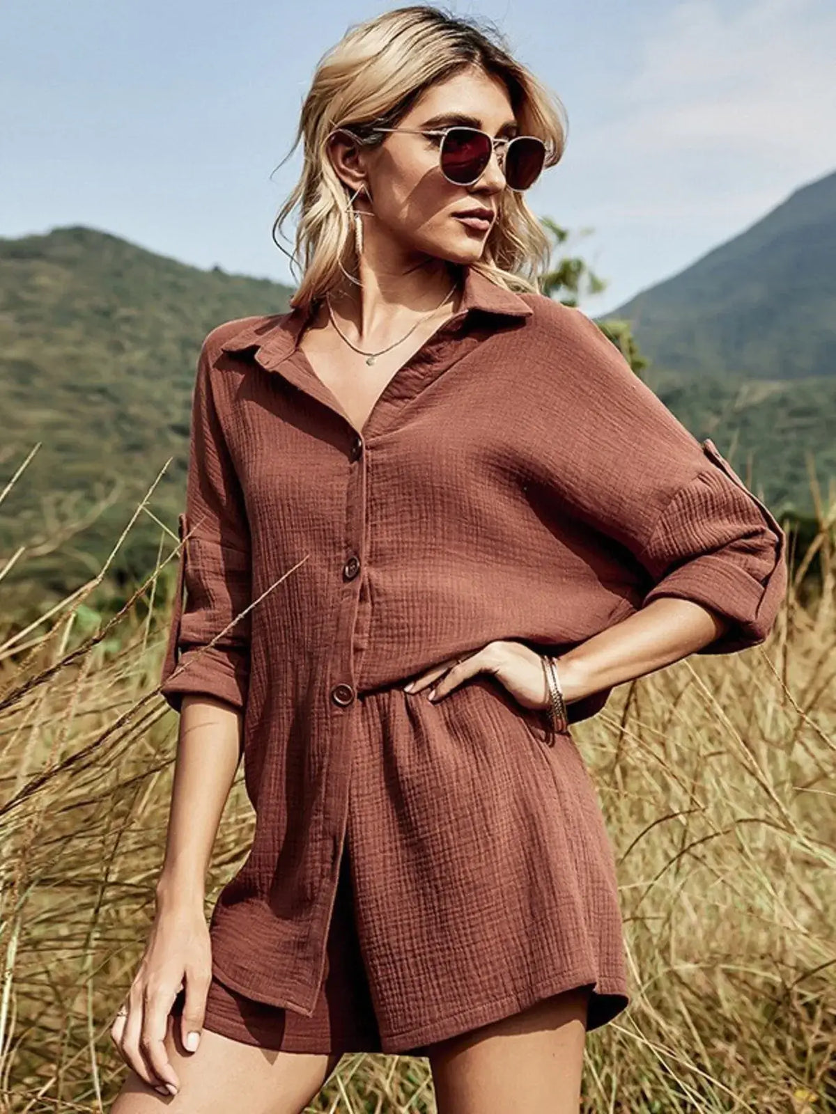 2-Piece Button Down Shirt and Shorts Set in brown – Voguelle