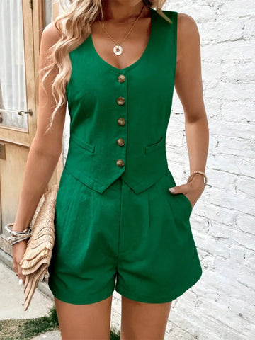 Chic sleeveless vest blouse with front buttons and shorts – Voguelle