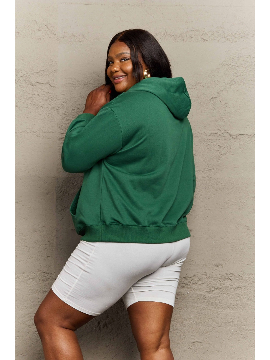 Oversized hoodie in camel for casual comfort – Voguelle