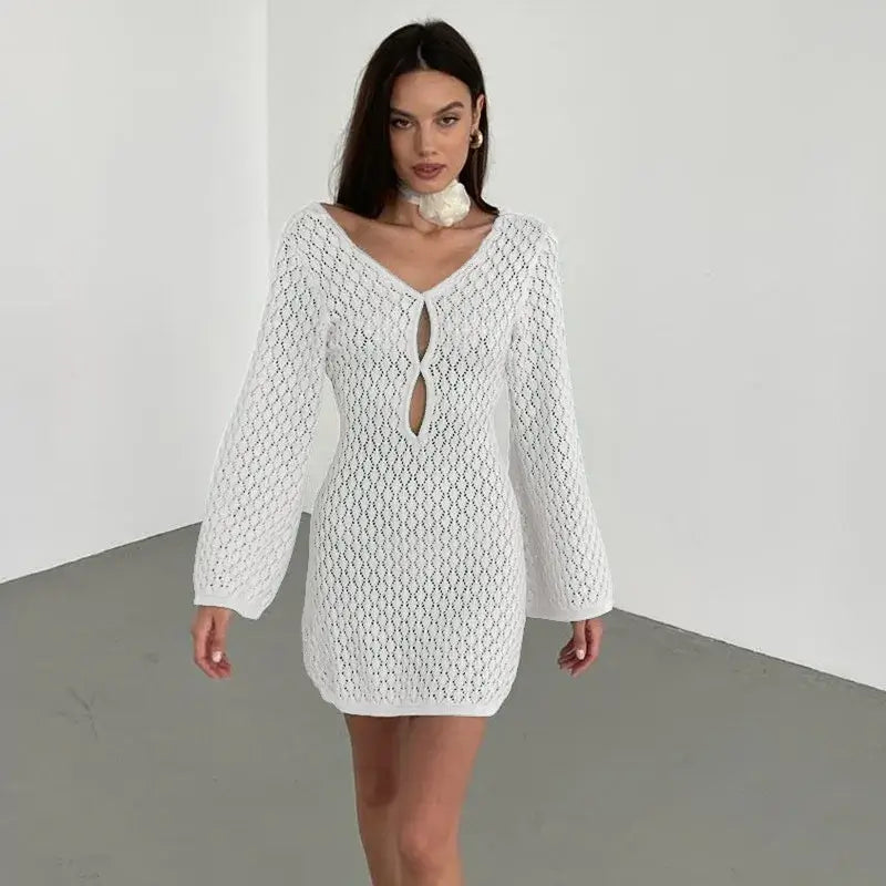 Relaxed fit long knit V-neck dress – Voguelle