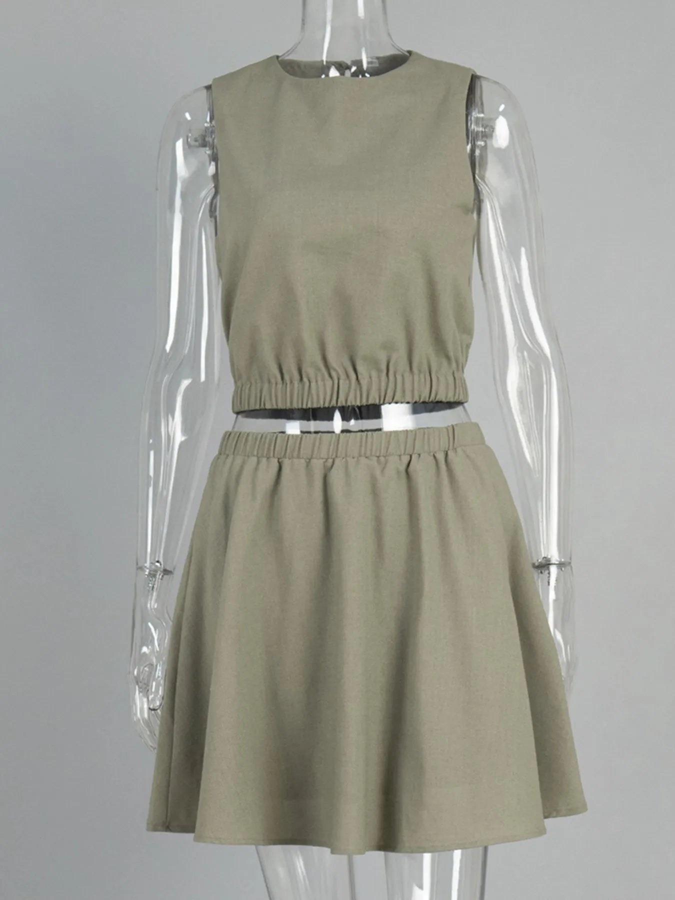 Neutral beige sleeveless crop top with mini skirt outfit – Voguelle