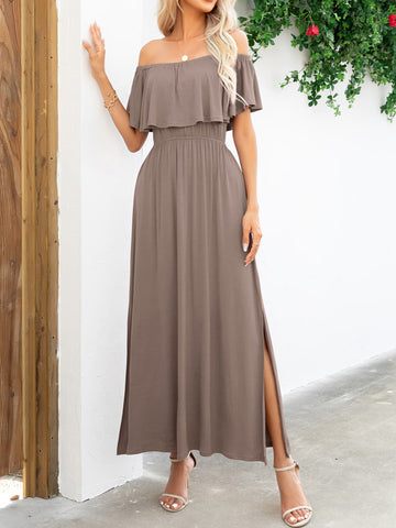 Front pose of model in navy blue slit maxi dress – Voguelle