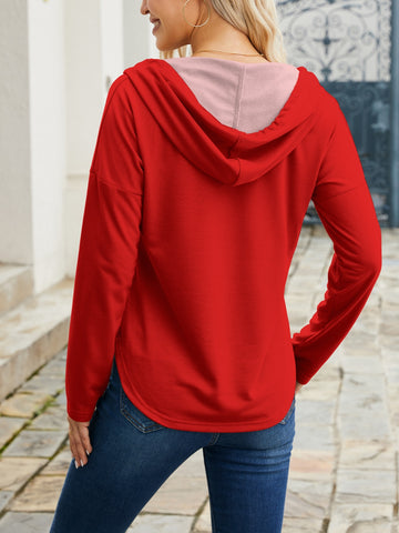 Close-up of I LOVE YOU print on Hoodie – Voguelle
