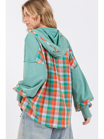 Green drawstring hoodie with colorful plaid trim on cuffs – Voguelle