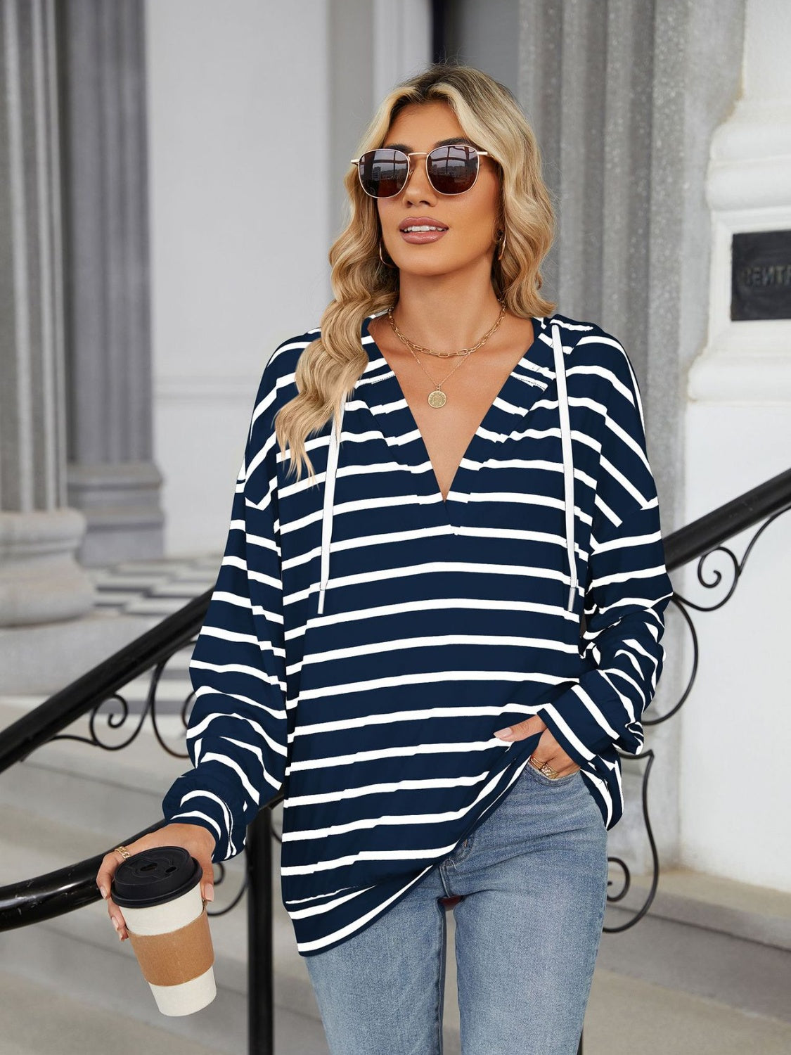 Long sleeve striped hoodie with relaxed hood detail – Voguelle