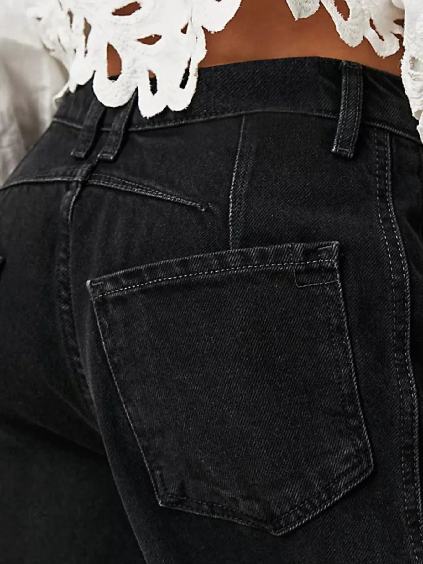 Back view of mid Black high-waisted wide leg jeans – Voguelle