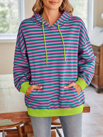 Classic striped hoodie with navy and white pattern – Voguelle