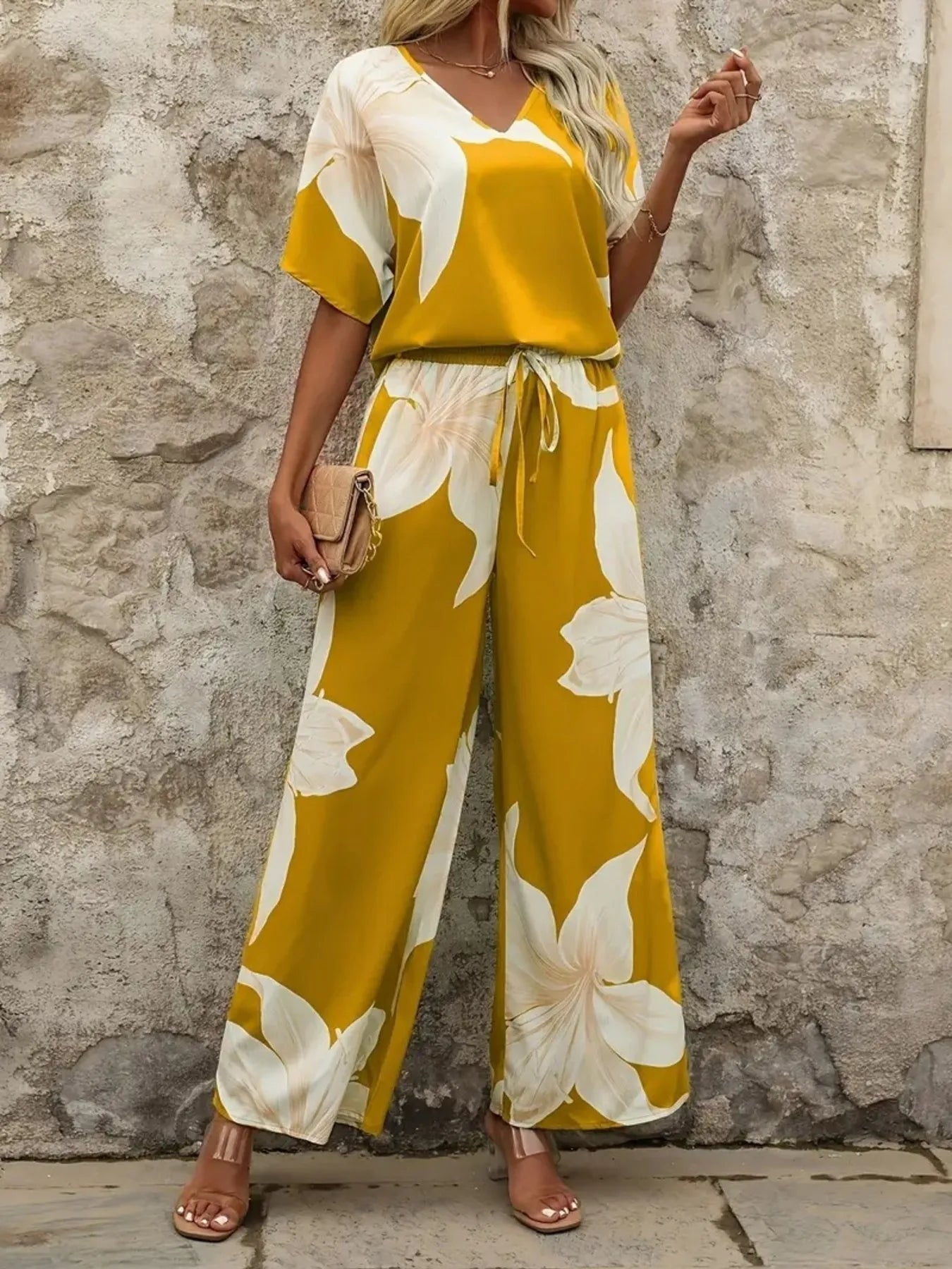 Front close-up of floral pattern on Printed V-Neck Top – Voguelle
