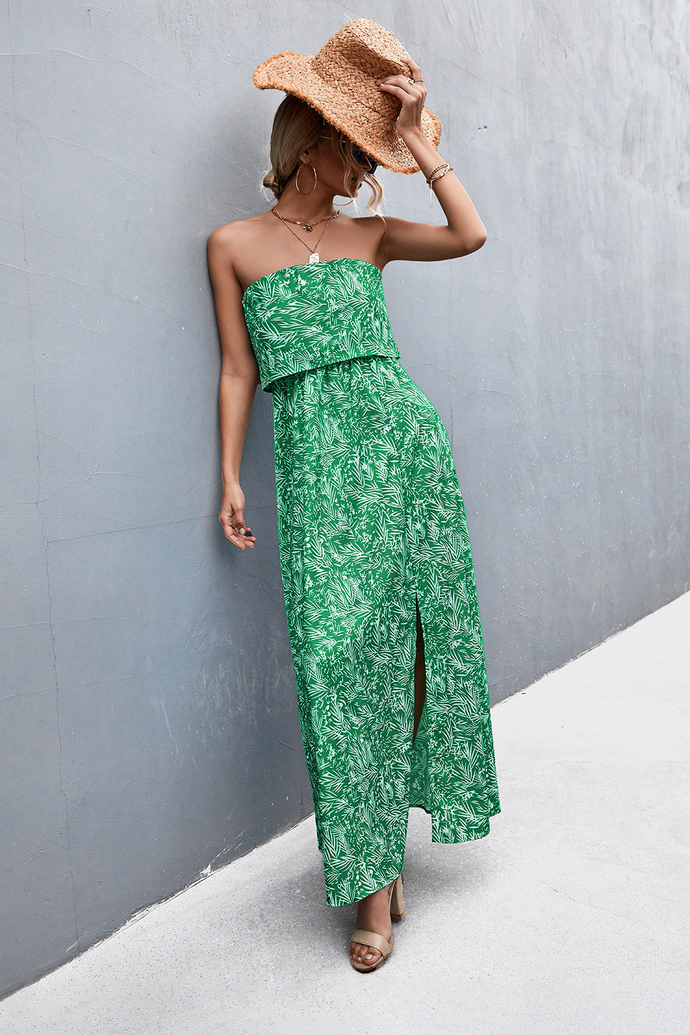 Walking pose strapless maxi dress – Voguelle