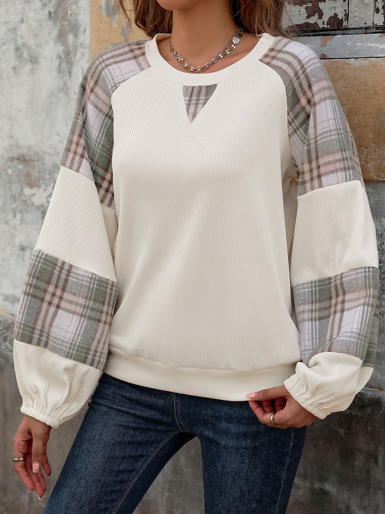 Side view plaid sleeve round neck sweatshirt – Voguelle
