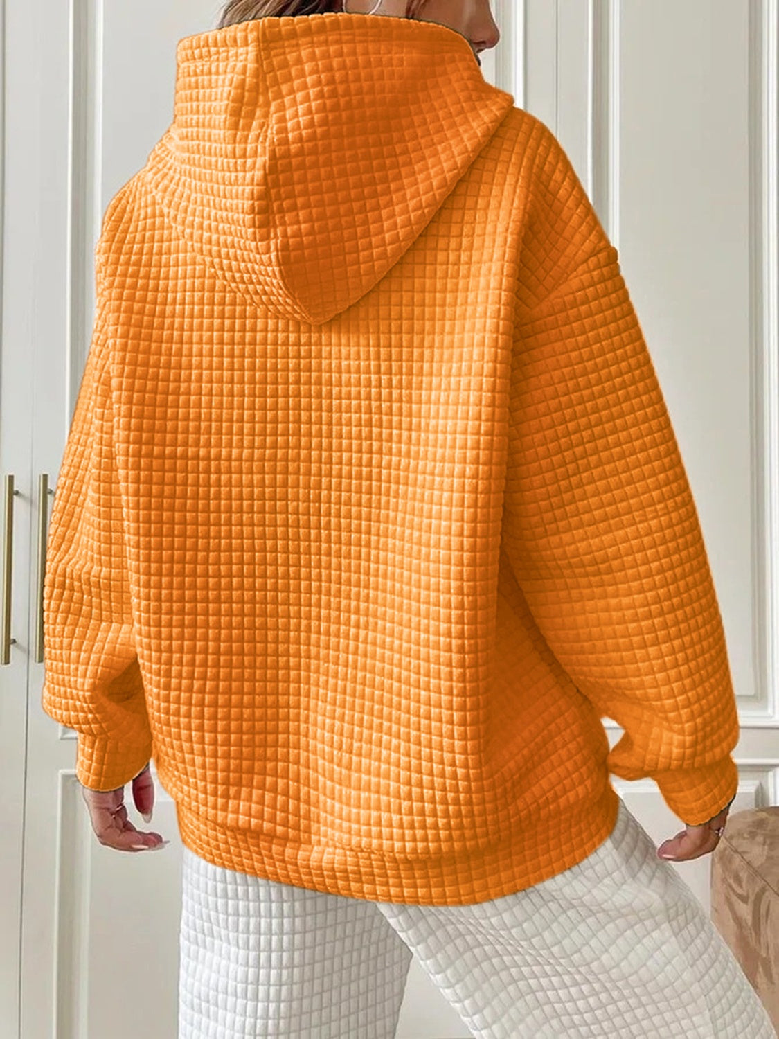 Long sleeve beige textured hoodie on model – Voguelle