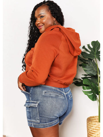 Relaxed fit cropped hoodie with half zipper in rust – Voguelle