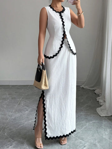 Full-body look of Contrast Scalloped Trim Maxi Skirt Set styled with handbag – Voguelle