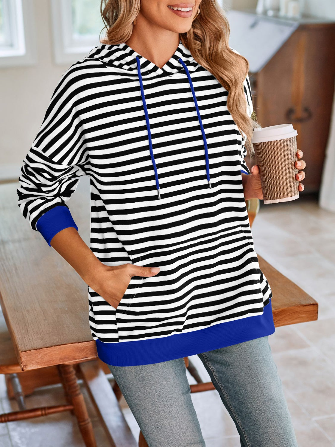 Comfortable striped hoodie with casual fit – Voguelle