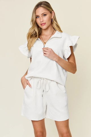 Summer cream outfit women’s shorts and textured blouse – Voguelle